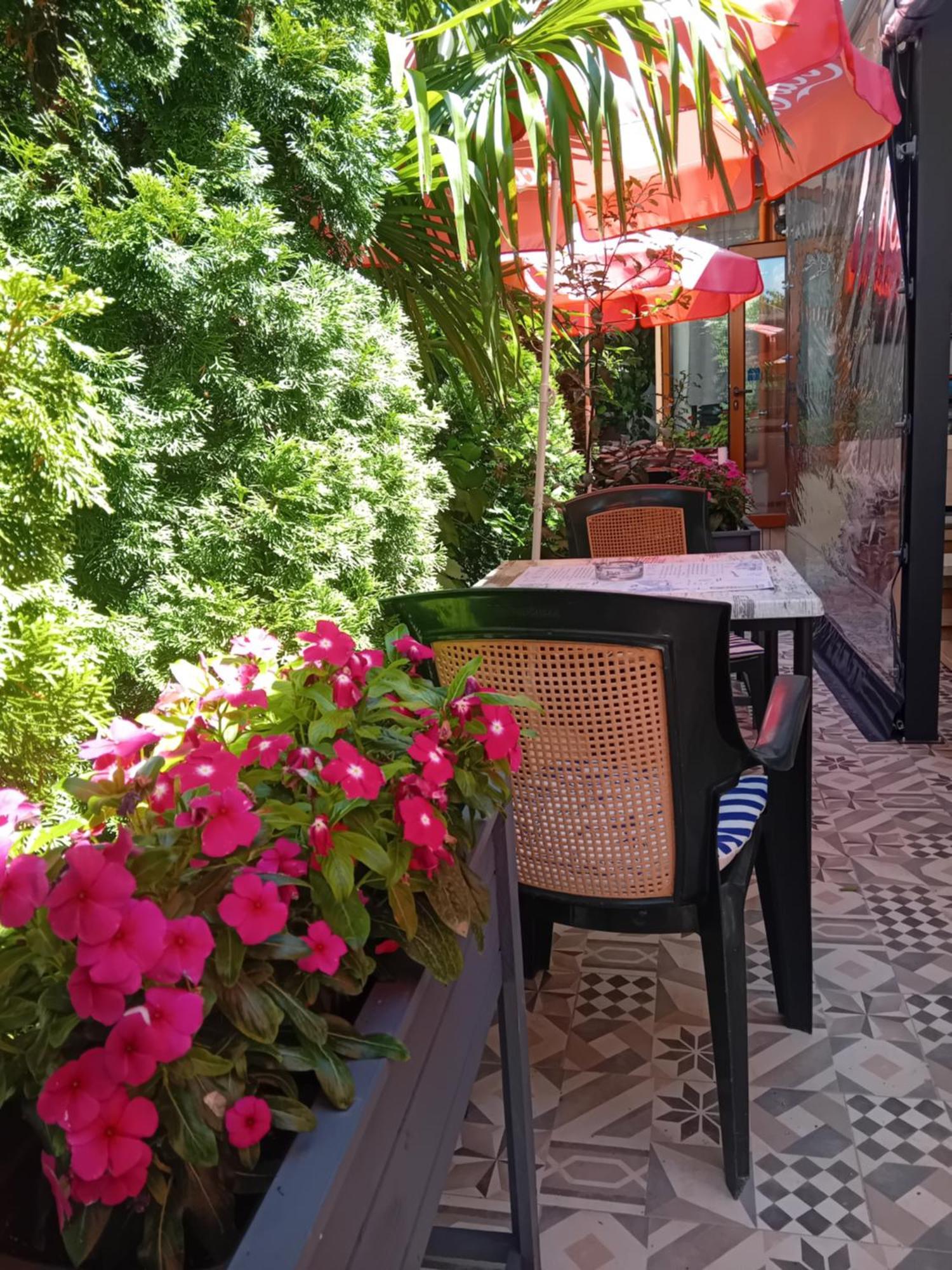 Guesthouse Oasis Китен Екстер'єр фото